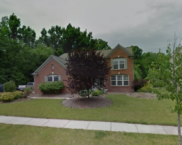 House Sitting in Ypsilanti, Michigan