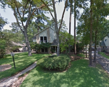 House Sitting in Spring, Texas