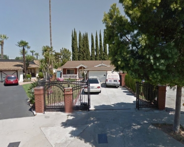 House Sitting in Van Nuys, California