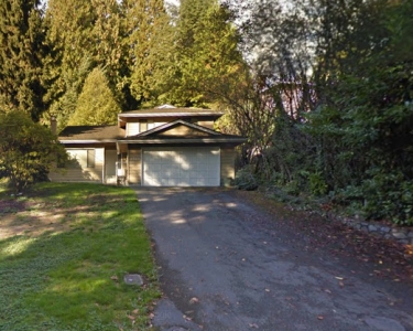 House Sitting in West Vancouver, Canada