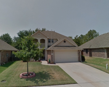 House Sitting in Gainesville, Texas