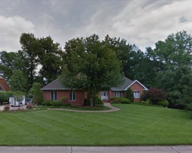 House Sitting in Belleville, Illinois