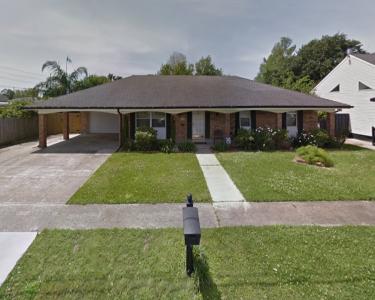 House Sitting in Chalmette, Louisiana