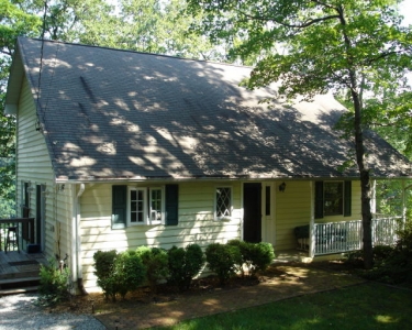 House Sitting in Annapolis, Maryland