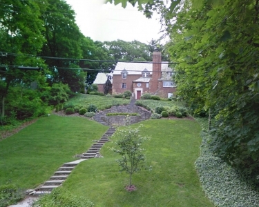 House Sitting in Hamden, Connecticut