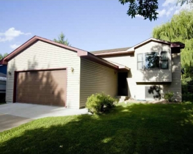 View Details of House Sitting Assignment in Saint Paul Park, Minnesota