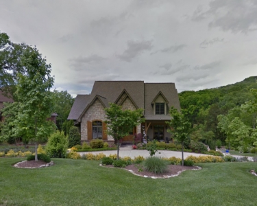 View Details of House Sitting Assignment in Brentwood, Tennessee