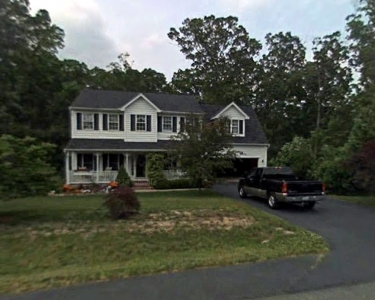 View Details of House Sitting Assignment in Fredericksburg, Virginia