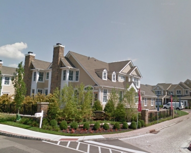 View Details of House Sitting Assignment in Short Hills, New Jersey
