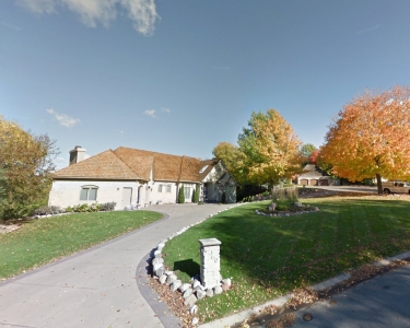 View Details of House Sitting Assignment in Eden Prairie, Minnesota