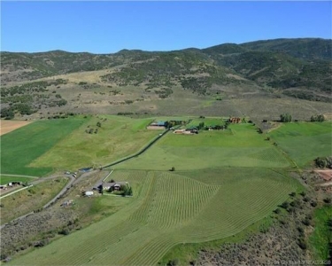 View Details of House Sitting Assignment in Peoa, Utah