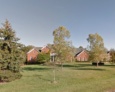 View Details of House Sitting Assignment in Potomac, Maryland