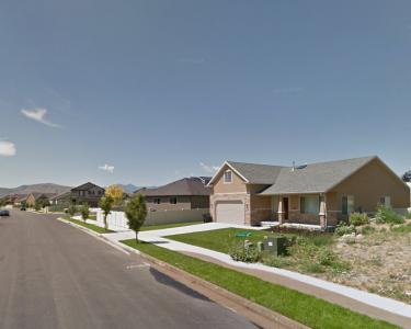 House Sitting in South Jordan, Utah