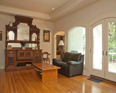 View Details of House Sitting Assignment in Austin, Texas