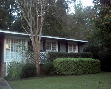House Sitting in Auburn, Alabama