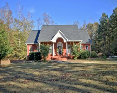 View Details of House Sitting Assignment in Newnan, Georgia