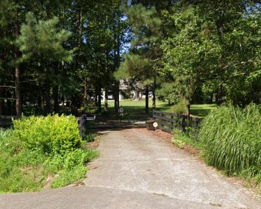 View Details of House Sitting Assignment in Woodlawn, Tennessee