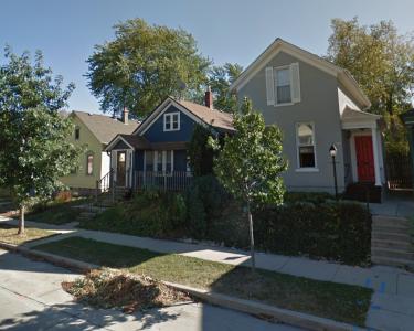 House Sitting in Milwaukee, Wisconsin