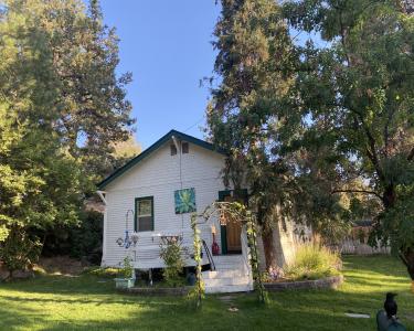 House Sitting in Bend, Oregon