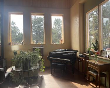 House Sitting in Questa, New Mexico