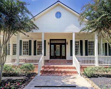 House Sitting in Richmond, Texas