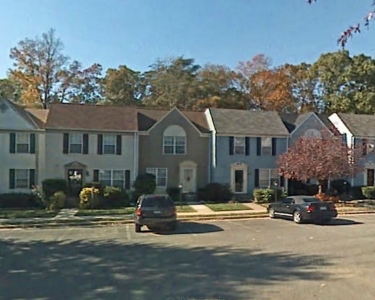 View Details of House Sitting Assignment in Alexandria, Virginia