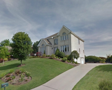 House Sitting in Sewickley, Pennsylvania