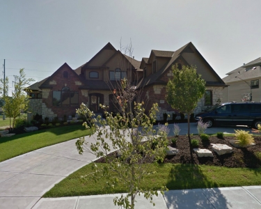 View Details of House Sitting Assignment in Elkhorn, Nebraska