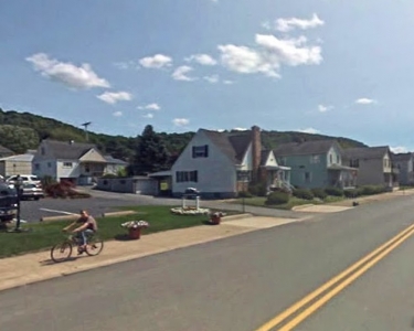 House Sitting in Clymer, Pennsylvania