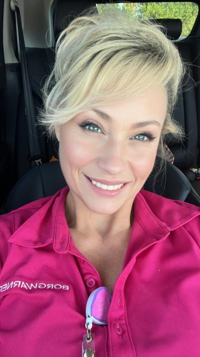 House Sitter Mrs. Leslie Miller