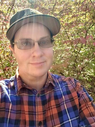 House Sitter Eric Corteville