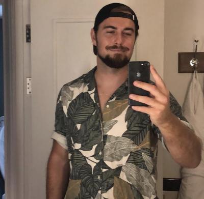House Sitter Alexander Goss
