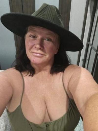 House Sitter Robin Nichols