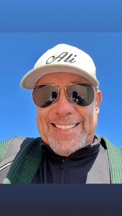 House Sitter Robert Pensack Md