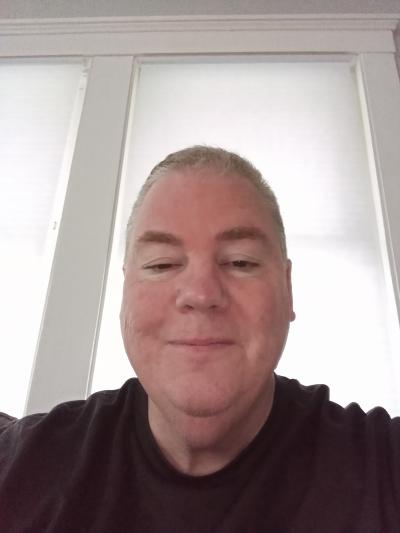 House Sitter Matthew Driscoll