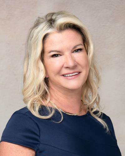 House Sitter Tami Lawlor