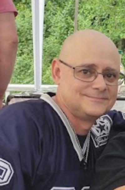 House Sitter Vinny Sarcone