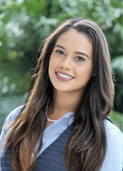 House Sitter Bianca Perry