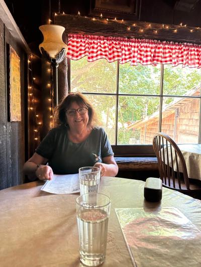 House Sitter Janice Ashland