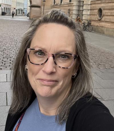House Sitter Teri Drury