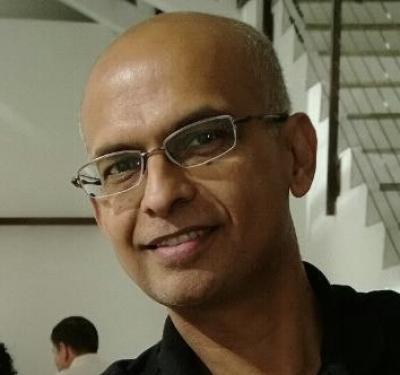 House Sitter Jay Deshmukh