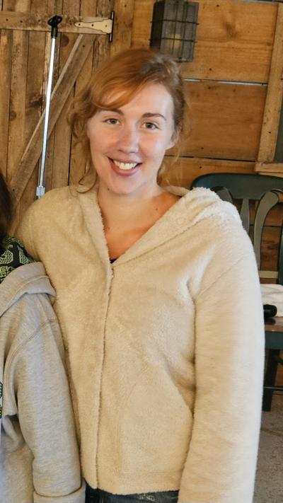 House Sitter Carly Wicklander