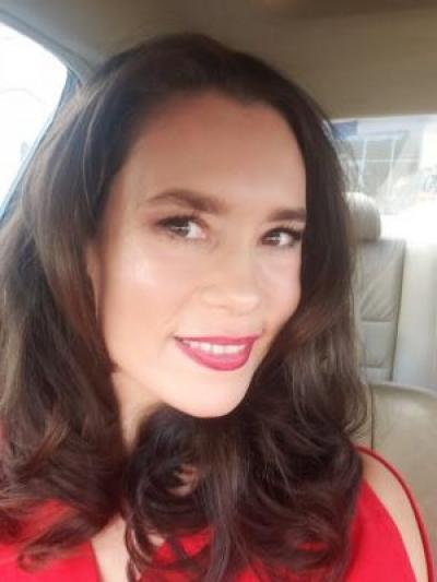 House Sitter Dawn Tlumac