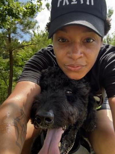 House Sitter Donyale Walls