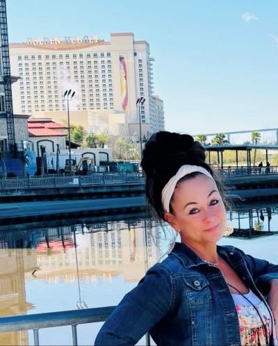 House Sitter Hollie Vera