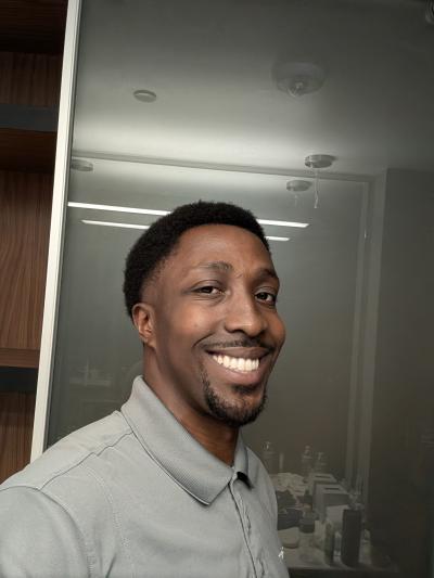 House Sitter Nathan Thomas