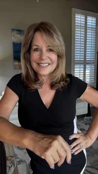 House Sitter Lori Parker