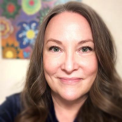 House Sitter Suzanne Pruss