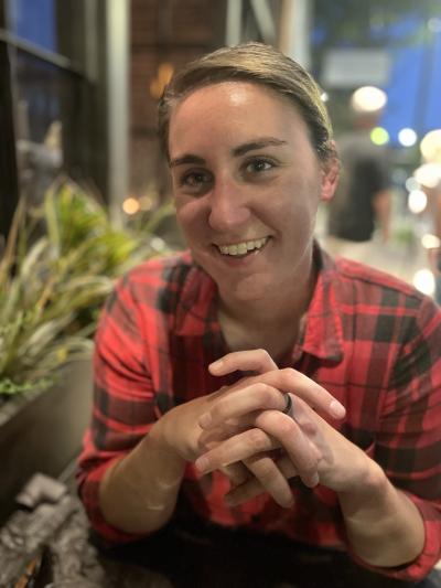 House Sitter Emilie Shaver