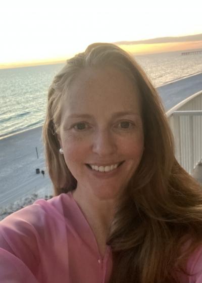 House Sitter Erin Field